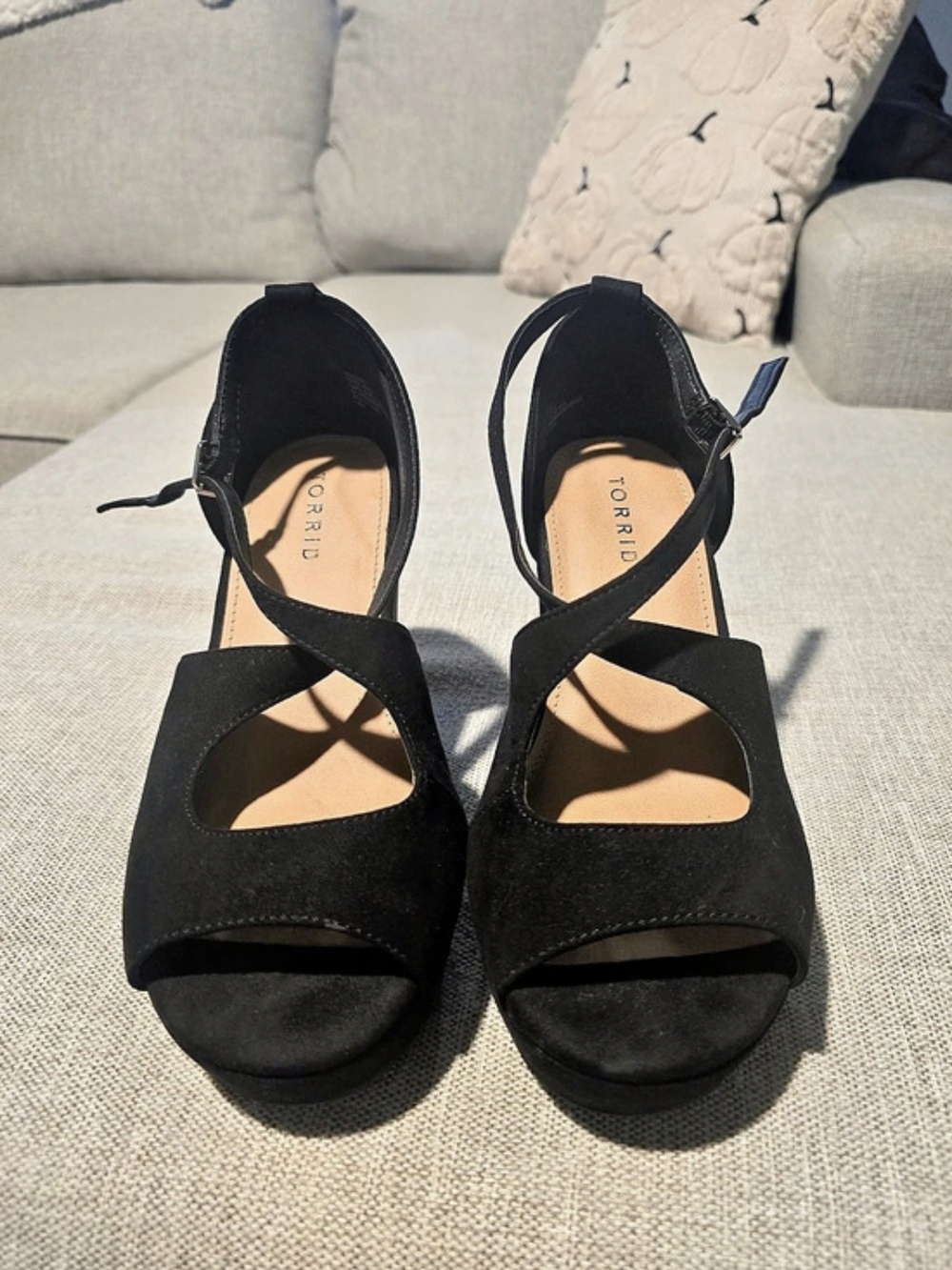 TORRID Cross Strap Wedge (WW) ) Black Wedge Sandals